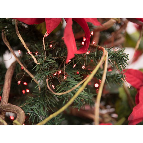 Eurolite 500 LED lyskæde 5m (Rød) På juletræ